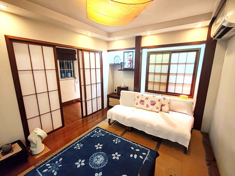 172 Bishan Street 13, 172 Bishan Street 13, 3 Bedrooms, 1,302 sqft, HDB Flat For Sale, by Esther Whong, 500138850 - Living Room - PropertyGuru.com.sg