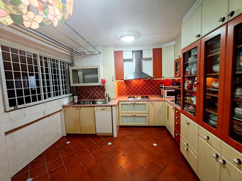 172 Bishan Street 13, 172 Bishan Street 13, 3 Bedrooms, 1,302 sqft, HDB Flat For Sale, by Esther Whong, 500138850 - Kitchen - PropertyGuru.com.sg