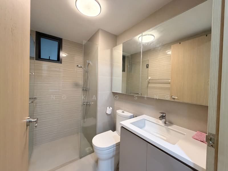 Wandervale, 351 Choa Chu Kang Avenue 3, Room Rental, 150 sqft, Executive Condominium For Rent, by Ng Kang Seng, 500138856 - Bathroom - PropertyGuru.com.sg