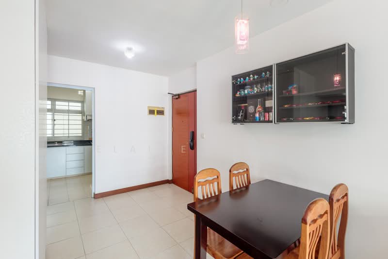 272D Sengkang Central, 272D Sengkang Central, 3 Bedrooms, 969 sqft, HDB Flat For Sale, by Elaine Wong, 500138857 - Kitchen - PropertyGuru.com.sg