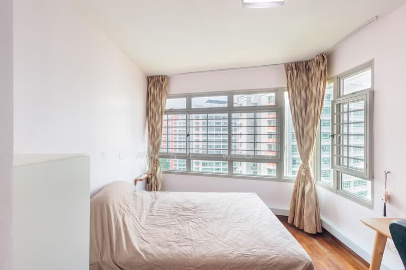 272D Sengkang Central, 272D Sengkang Central, 3 Bedrooms, 969 sqft, HDB Flat For Sale, by Elaine Wong, 500138857 - Bedroom - PropertyGuru.com.sg