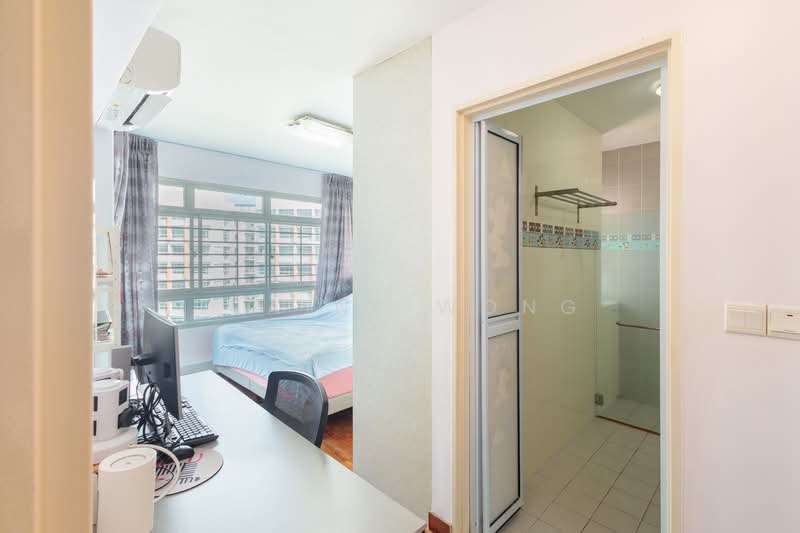 272D Sengkang Central, 272D Sengkang Central, 3 Bedrooms, 969 sqft, HDB Flat For Sale, by Elaine Wong, 500138857 - Bedroom - PropertyGuru.com.sg