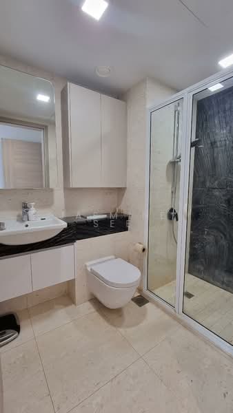 Sophia Hills, 5 Mount Sophia, 3 Bedrooms, 958 sqft, Condominium For Sale, by Jasmine See, 500138863 - Bathroom - PropertyGuru.com.sg