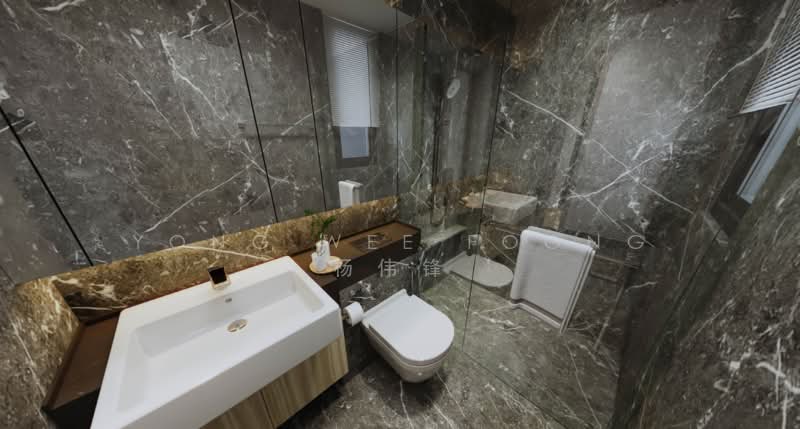 Ocho, , 4 Bedrooms, 1,205 sqft, Condominium For Sale, by Yong Wee Foong 杨伟锋, 500138874 - Bathroom - PropertyGuru.com.sg