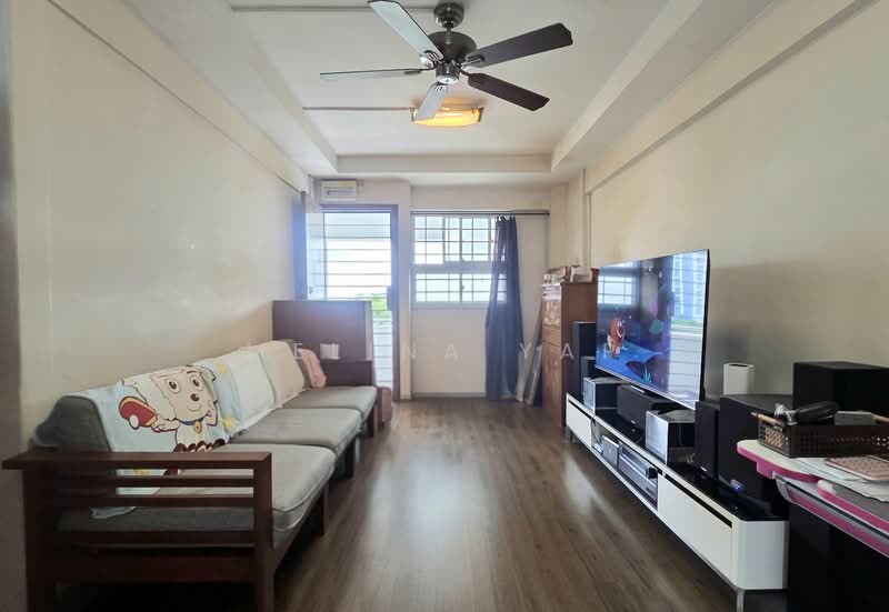 502 Ang Mo Kio Avenue 5, 502 Ang Mo Kio Avenue 5, 2 Bedrooms, 732 sqft, HDB Flat For Sale, by Melina Yap, 500138875 - Living Room - PropertyGuru.com.sg