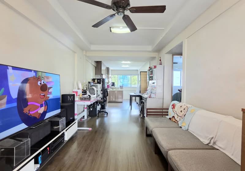 502 Ang Mo Kio Avenue 5, 502 Ang Mo Kio Avenue 5, 2 Bedrooms, 732 sqft, HDB Flat For Sale, by Melina Yap, 500138875 - Living Room - PropertyGuru.com.sg