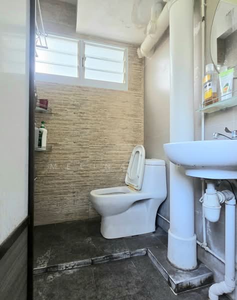 502 Ang Mo Kio Avenue 5, 502 Ang Mo Kio Avenue 5, 2 Bedrooms, 732 sqft, HDB Flat For Sale, by Melina Yap, 500138875 - PropertyGuru.com.sg
