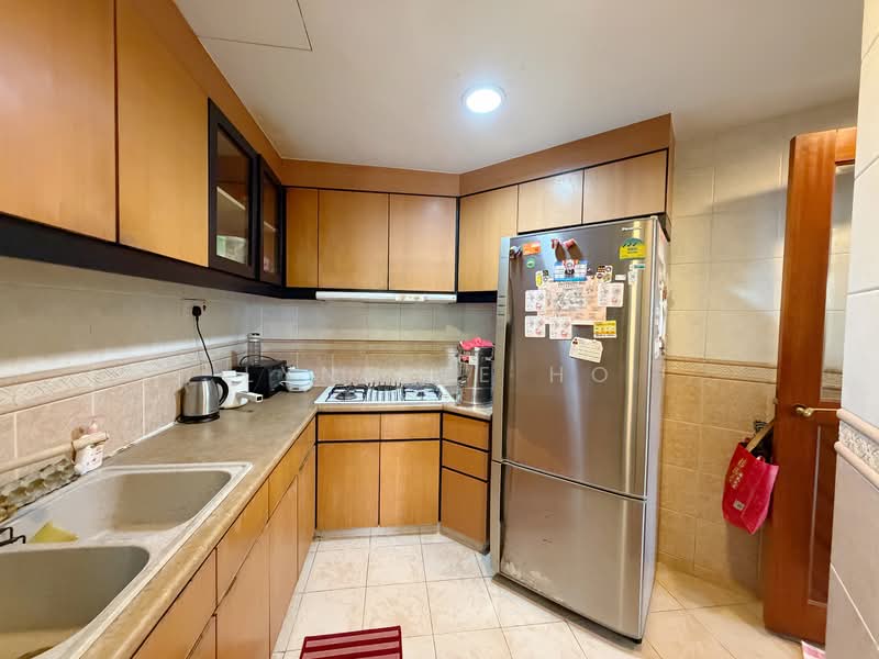 Eastpoint Green, 3 Simei Street 3, 2 Bedrooms, 958 sqft, Condominium For Sale, by Lynette Ho, 500138882 - Kitchen - PropertyGuru.com.sg