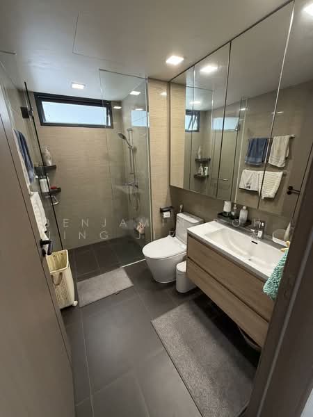 Waterbay, 45 Edgefield Plains, 4 Bedrooms, 1,141 sqft, Executive Condominium For Rent, by Benjamin Poh Jing Jie 傅敬杰, 500138890 - Bathroom - PropertyGuru.com.sg