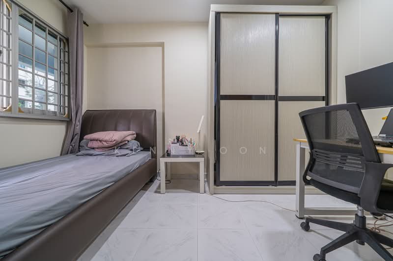943 Jurong West Street 91, 943 Jurong West Street 91, 3 Bedrooms, 1,130 sqft, HDB Flat For Sale, by Kenny Oon, 500138894 - Bedroom - PropertyGuru.com.sg