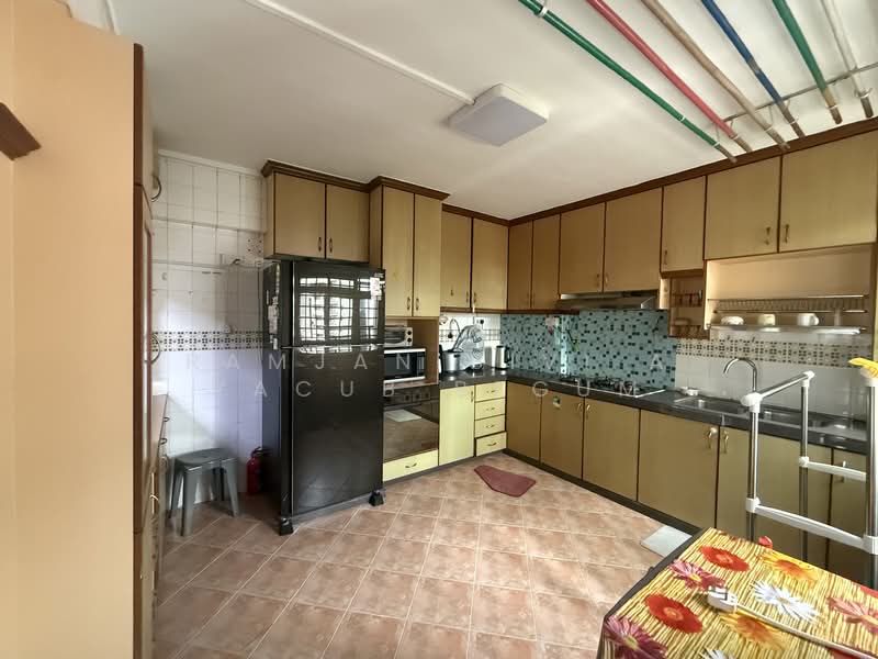 505 Serangoon North Avenue 4, 505 Serangoon North Avenue 4, 3 Bedrooms, 1,335 sqft, HDB Flat For Rent, by Ramjan Bivi A Yacub Begum, 500138896 - Kitchen - PropertyGuru.com.sg
