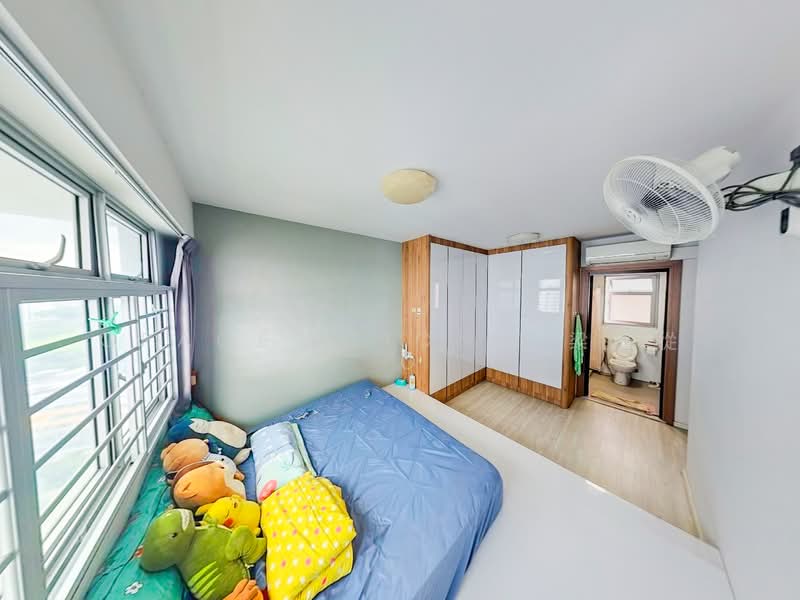 Punggol - Seaview, , 3 Bedrooms, 1,216 sqft, HDB Flat For Sale, by Grace  LIONG 梁礜從, 500138916 - Bedroom - PropertyGuru.com.sg