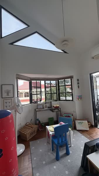 Jalan lim tai see, Jalan lim tai see, 4 Bedrooms, 2,800 sqft, Cluster House For Sale, by Madeline Toh, 500138925 - 3rd level Study - PropertyGuru.com.sg