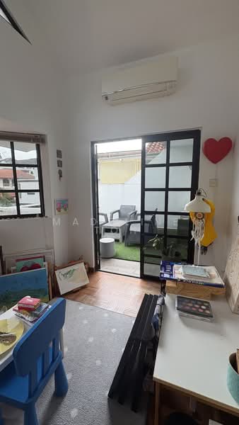 Jalan lim tai see, Jalan lim tai see, 4 Bedrooms, 2,800 sqft, Cluster House For Sale, by Madeline Toh, 500138925 - Study - PropertyGuru.com.sg