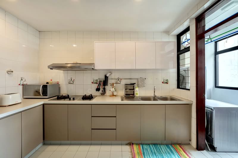 Riva Lodge, 36 Leonie Hill, Room Rental, 143 sqft, Condominium For Rent, by Cove, 500138930 - Kitchen - PropertyGuru.com.sg