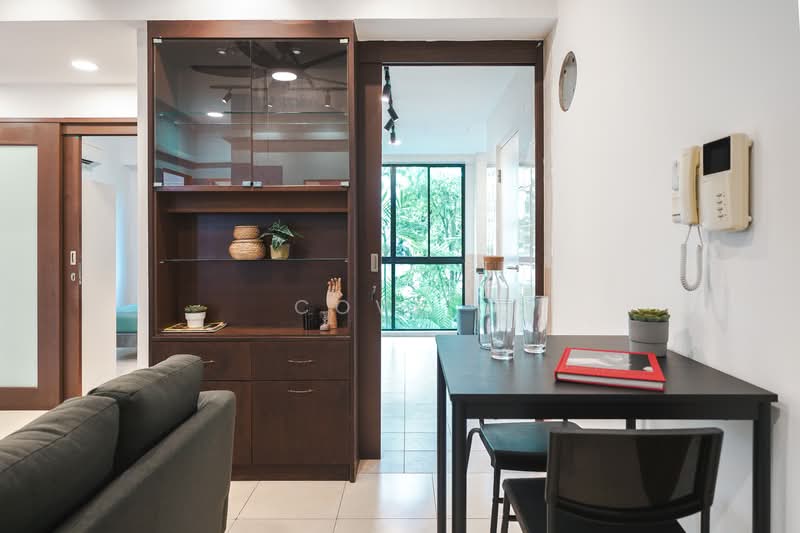Mendon Spring, 198 Pasir Panjang Road, Room Rental, 121 sqft, Condominium For Rent, by Cove, 500138933 - Living Room - PropertyGuru.com.sg