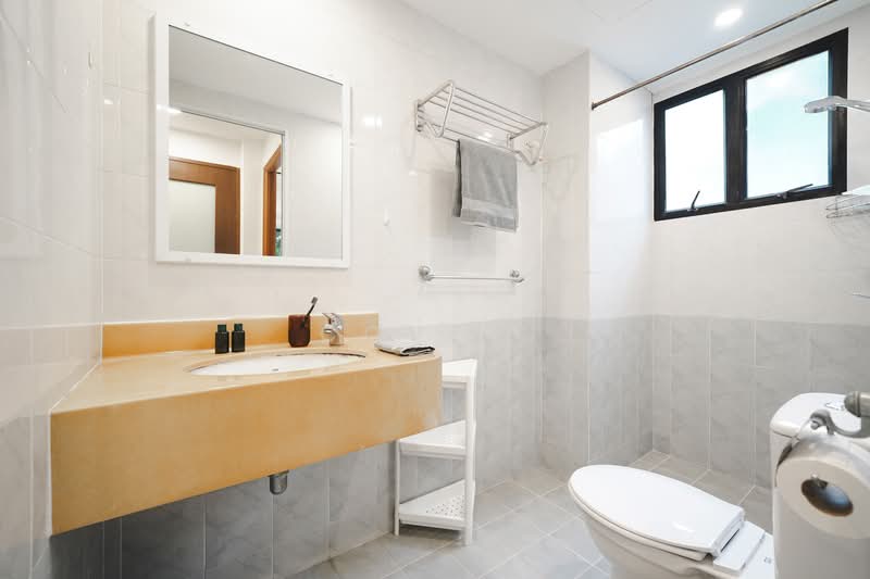 Mendon Spring, 198 Pasir Panjang Road, Room Rental, 121 sqft, Condominium For Rent, by Cove, 500138933 - Bathroom - PropertyGuru.com.sg