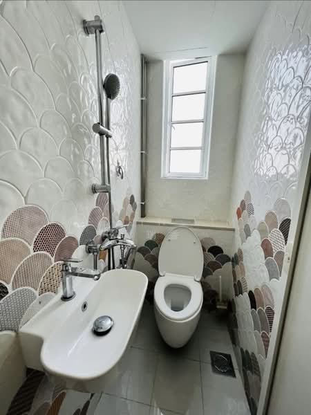 55 Tiong Bahru Road, 55 Tiong Bahru Road, 3 Bedrooms, 1,088 sqft, Walk-up Apartment For Sale, by Jeslyn Lim 林瑞香, 500138940 - Bathroom - PropertyGuru.com.sg