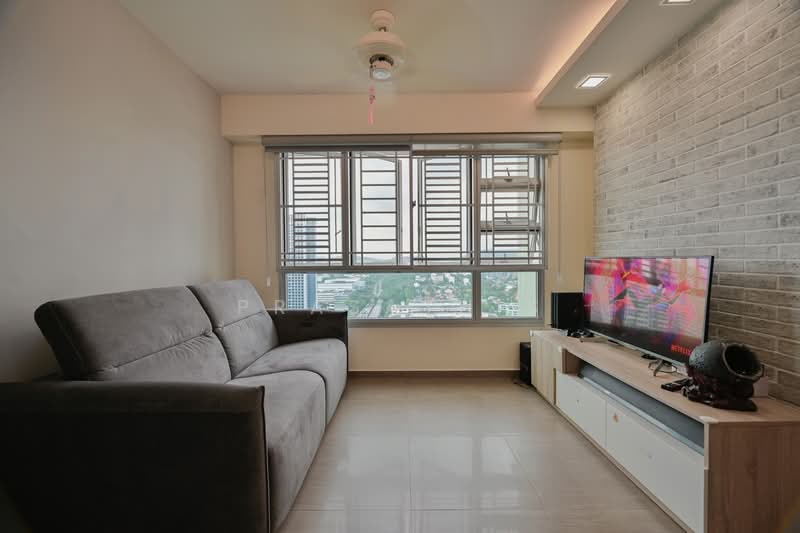 312B Clementi Avenue 4, 312B Clementi Avenue 4, 3 Bedrooms, 1,001 sqft, HDB Flat For Sale, by Prasath S, 500138949 - Living Room - PropertyGuru.com.sg