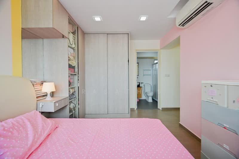 312B Clementi Avenue 4, 312B Clementi Avenue 4, 3 Bedrooms, 1,001 sqft, HDB Flat For Sale, by Prasath S, 500138949 - Bedroom - PropertyGuru.com.sg