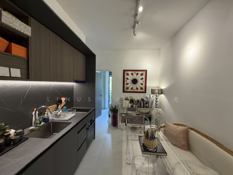 One-North Eden, 8 Slim Barracks Rise, 3 Bedrooms, 786 sqft, Condominium For Sale, by Linus Tay 郑荣光, 500138955 - Kitchen - PropertyGuru.com.sg