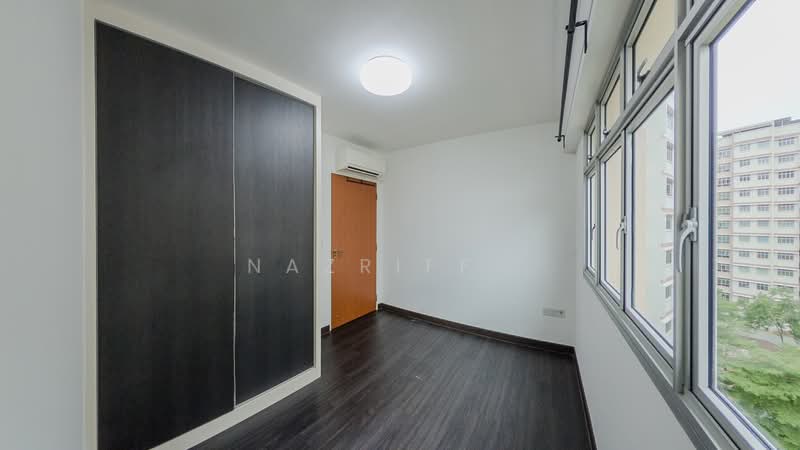 527B Costa Ris, 527B Pasir Ris Street 51, 2 Bedrooms, 732 sqft, HDB Flat For Sale, by Nazriff ., 500138969 - Bedroom 1 - PropertyGuru.com.sg