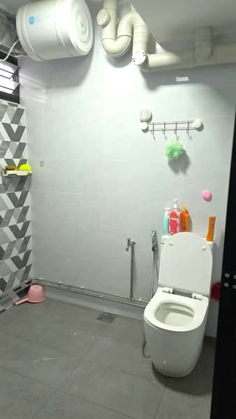 26 Telok Blangah Crescent, 26 Telok Blangah Crescent, Room Rental, 120 sqft, HDB Flat For Rent, by Steven Choo, 500138983 - Bathroom - PropertyGuru.com.sg