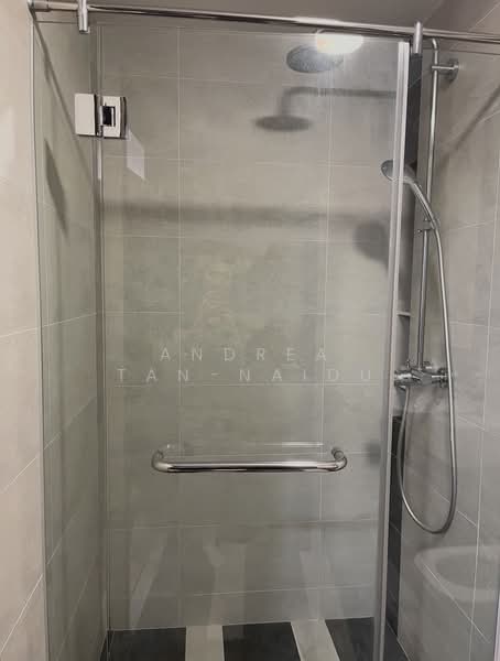 Parc Riviera, 103 West Coast Vale, 2 Bedrooms, 646 sqft, Condominium For Sale, by Andrea Tan-Naidu, 500138987 - Bathroom - PropertyGuru.com.sg