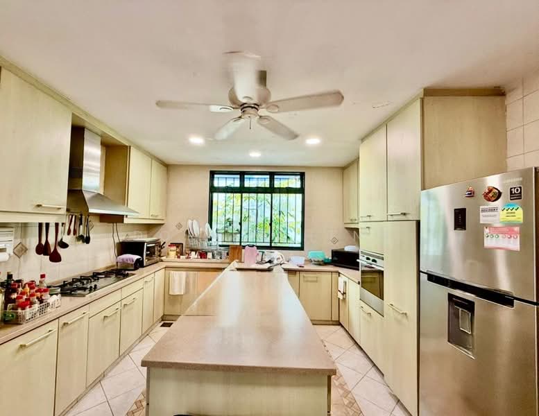 WATTEN ESTATE, WATTEN ROAD LINK BUNGALOW, , 7 Bedrooms, 6,500 sqft, Detached House For Sale, by Doris Cheng, 500138996 - PropertyGuru.com.sg