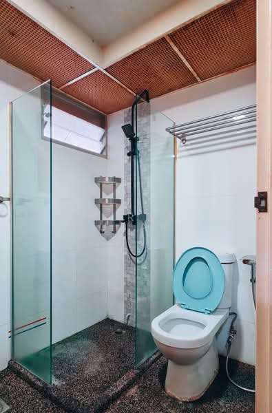 366A Sembawang Crescent, 366A Sembawang Crescent, 3 Bedrooms, 1,001 sqft, HDB Flat For Sale, by Mirza Subari, 500139000 - Bathroom - PropertyGuru.com.sg