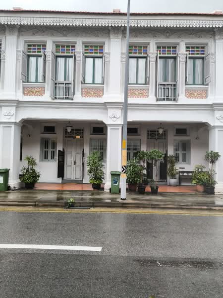 1-3 bedroom Apartment/ Studio at Katong/Paya Lebar Conservation house, , 1 Bedroom, 489 sqft, Apartment For Rent, by Christina Phau, 500139004 - Exterior - PropertyGuru.com.sg