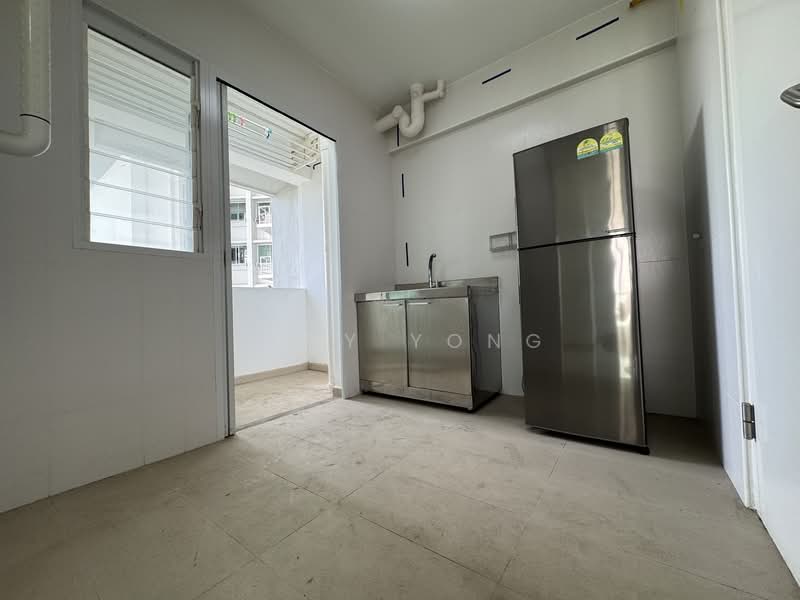 40A Margaret Drive, 40A Margaret Drive, 2 Bedrooms, 678 sqft, HDB Flat For Sale, by Alvy Yong, 500139011 - Kitchen - PropertyGuru.com.sg