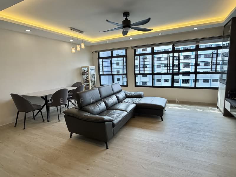 197D Boon Lay Fields, 197D Boon Lay Drive, 3 Bedrooms, 1,216 sqft, HDB Flat For Sale, by Delphine Chan, 500139021 - Living Room - PropertyGuru.com.sg