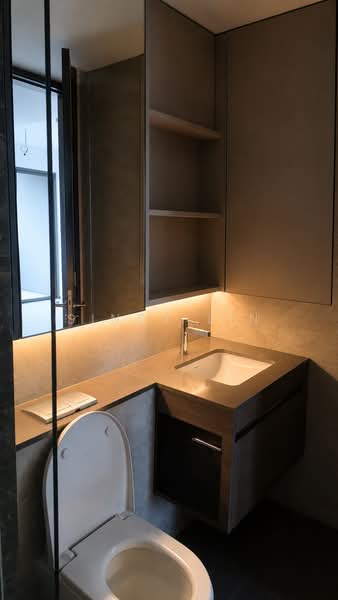 Tembusu Grand, , 2 Bedrooms, 743 sqft, Condominium For Rent, by Sindy Lin, 500139038 - Bathroom - PropertyGuru.com.sg