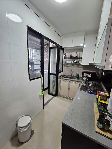 801A West Coast Crescent, 801A West Coast Crescent, Room Rental, 120 sqft, HDB Flat For Rent, by Zheng Ronghua 郑荣华, 500139047 - Kitchen - PropertyGuru.com.sg