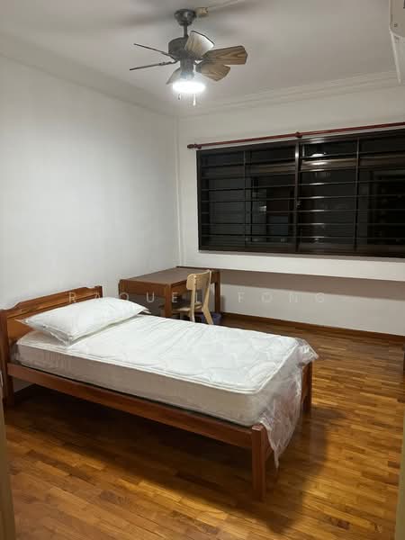 723 Tampines Street 72, 723 Tampines Street 72, Room Rental, 200 sqft, HDB Flat For Rent, by Raquel Fong, 500139048 - Bedroom - PropertyGuru.com.sg