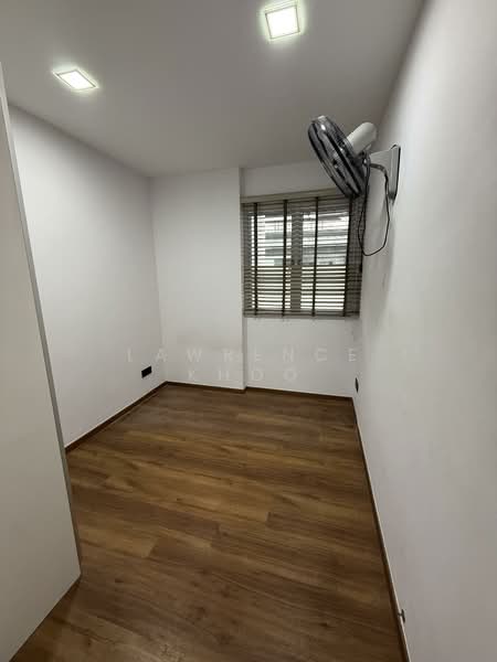 Pavilion Park, Pavilion Circle, 5 Bedrooms, 3,500 sqft, Terraced House For Rent, by Lawrence Khoo, 500139058 - Helper’s Room - PropertyGuru.com.sg