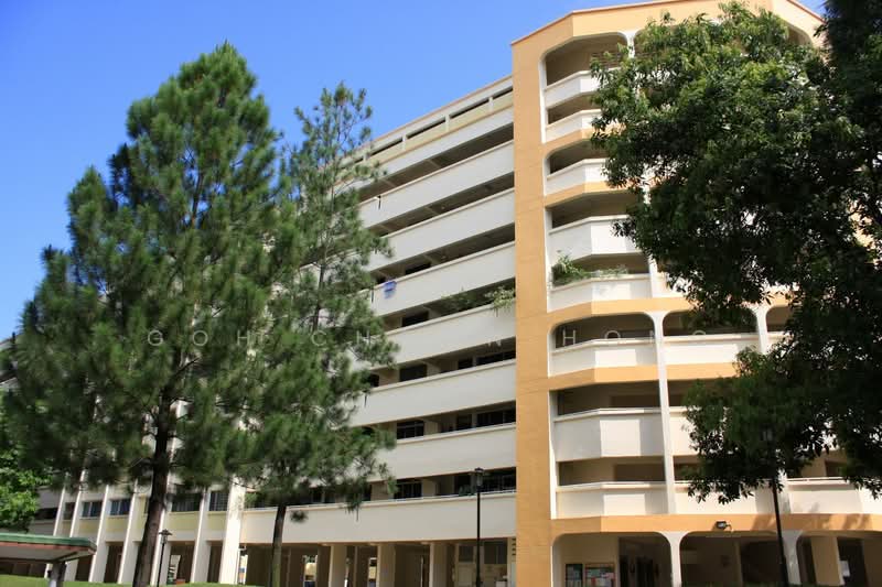 713 Yishun Street 71, 713 Yishun Street 71, Room Rental, 150 sqft, HDB Flat For Rent, by Goh Choon Hong, 500139062 - Exterior - PropertyGuru.com.sg