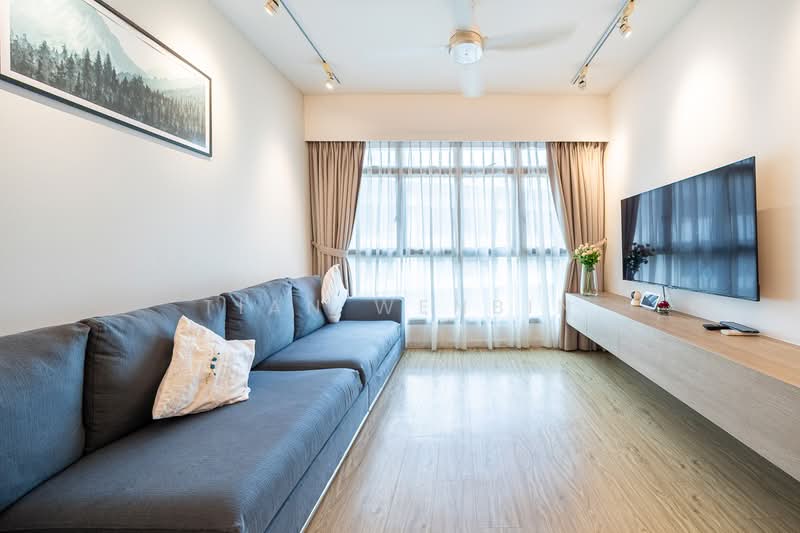315B Punggol Way, 315B Punggol Way, 3 Bedrooms, 1,001 sqft, HDB Flat For Sale, by Tian Wenbin, 500139069 - Living Room - PropertyGuru.com.sg
