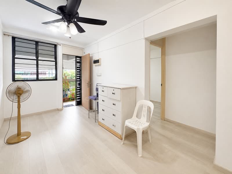 301 Ubi Avenue 1, 301 Ubi Avenue 1, 2 Bedrooms, 678 sqft, HDB Flat For Sale, by John Lee, 500139070 - Living Room - PropertyGuru.com.sg