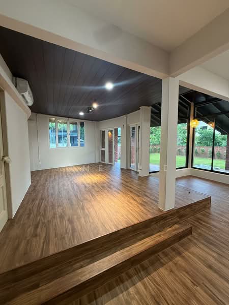 ✌️ University Road Semi-D for Rent, Jalan Seni, 5 Bedrooms, 4,000 sqft, Semi-Detached House For Rent, by James Lee, 500139071 - Living Room - PropertyGuru.com.sg