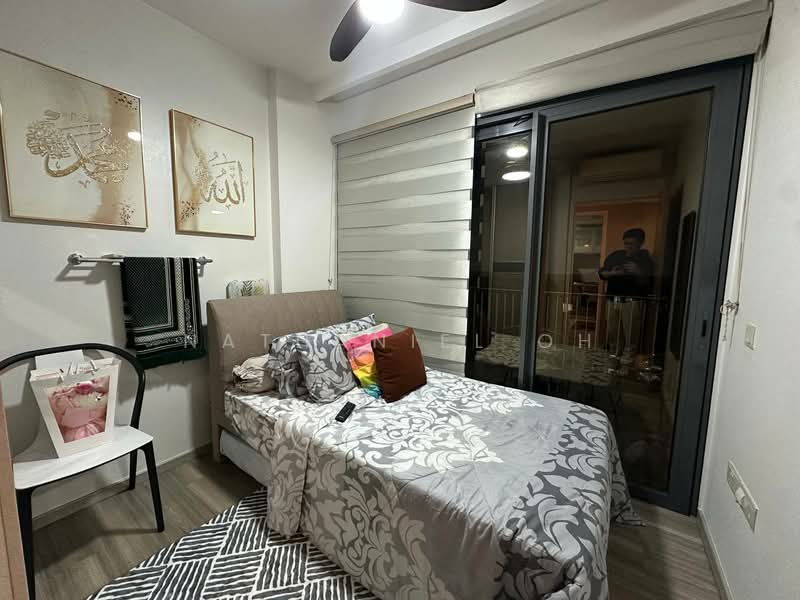 The Lakefront Residences, 46 Lakeside Drive, 3 Bedrooms, 1,055 sqft, Condominium For Sale, by Nathaniel Oh, 500139079 - Bedroom - PropertyGuru.com.sg