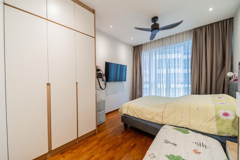 The Tampines Trilliant, 17 Tampines Central 7, 3 Bedrooms, 1,130 sqft, Executive Condominium For Sale, by Donny Lee, 500139104 - Bedroom - PropertyGuru.com.sg