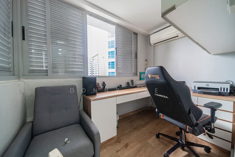 The Tampines Trilliant, 17 Tampines Central 7, 3 Bedrooms, 1,130 sqft, Executive Condominium For Sale, by Donny Lee, 500139104 - Study - PropertyGuru.com.sg