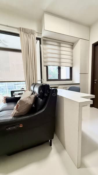 The Inflora, 51 Flora Drive, 1 Bedroom, 463 sqft, Condominium For Rent, by Calin Chong 张雪冰, 500139106 - Living Room - PropertyGuru.com.sg