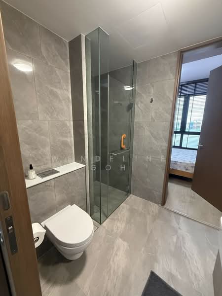 Whistler Grand, 107 West Coast Vale, 2 Bedrooms, 764 sqft, Condominium For Sale, by Wendeline Goh, 500139111 - Bathroom - PropertyGuru.com.sg