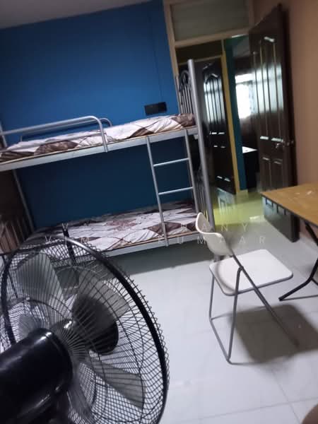 420 Bukit Batok West Avenue 2, 420 Bukit Batok West Avenue 2, Room Rental, 130 sqft, HDB Flat For Rent, by VASANTHANY VIMAR KUMAAR, 500139120 - Bedroom - PropertyGuru.com.sg