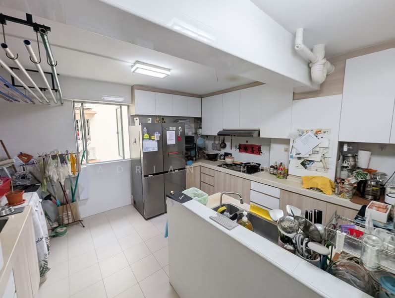 498M Tampines Street 45, 498M Tampines Street 45, 4 Bedrooms, 1,538 sqft, HDB Flat For Sale, by Adrian Chua, 500139130 - Kitchen - PropertyGuru.com.sg