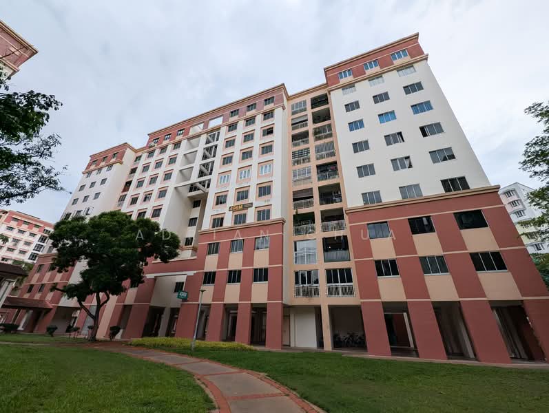 498M Tampines Street 45, 498M Tampines Street 45, 4 Bedrooms, 1,538 sqft, HDB Flat For Sale, by Adrian Chua, 500139130 - Exterior - PropertyGuru.com.sg