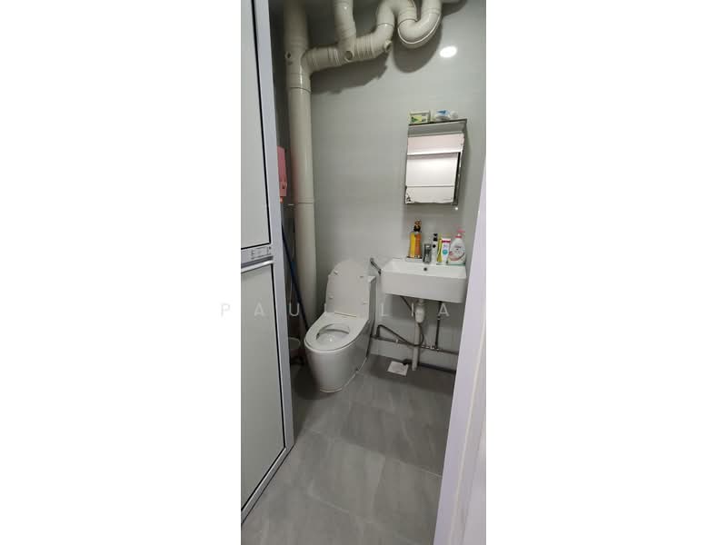 113 Lorong 3 Geylang, 113 Lorong 3 Geylang, 3 Bedrooms, 1,119 sqft, HDB Flat For Sale, by Paul Lian, 500139170 - Bathroom - PropertyGuru.com.sg